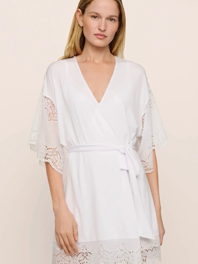 Women’s White Lace-Trim Robe